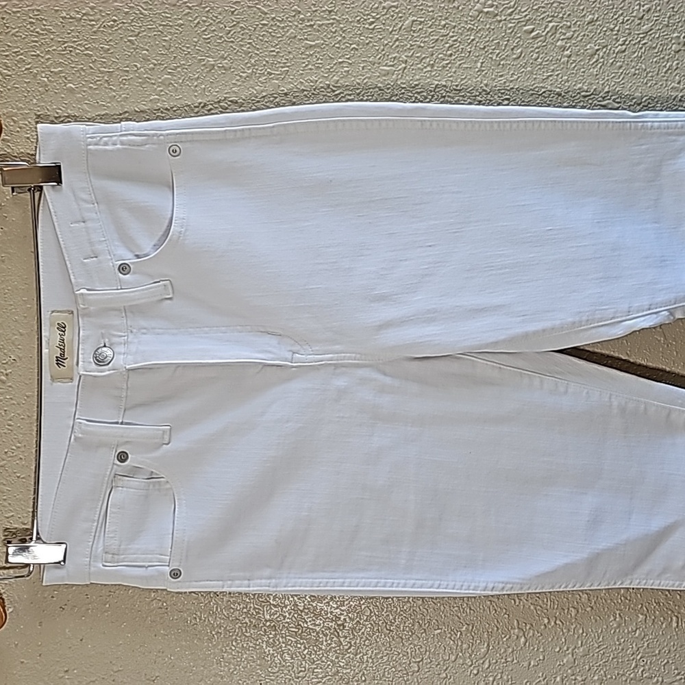 Madewell 10' High Rise White Skinny Jeans - Picture 2 of 9